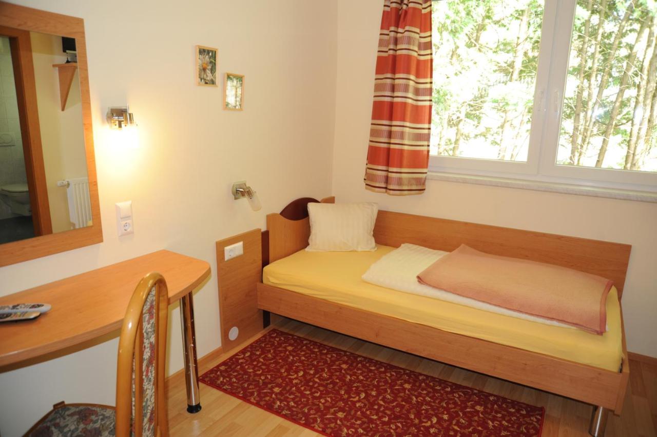 Gasthof Zur Post Ossiach Exterior foto